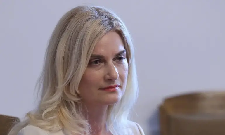 СЗБ и БАЗ: Министърът на Туризма обяви война на Туризма! - Tribune.bg