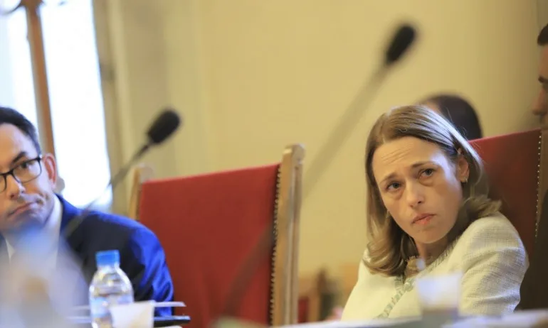 Заплашената Митева се притеснила за близките и детето си, после се скарала с шефа на НСО - Tribune.bg