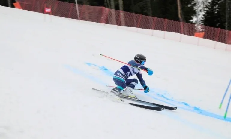 Алберт Попов с първа победа за 2021 година в гигантския слалом - Tribune.bg