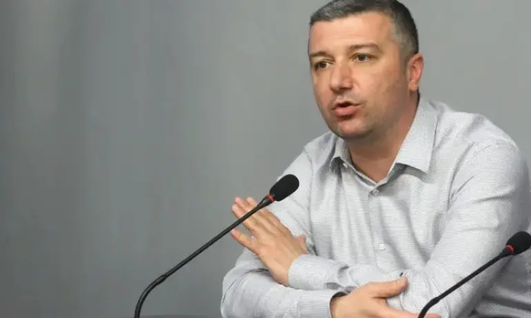 Драгомир Стойнев: Продължаваме с идеята, че скоро пак ще променяме законодателството - Tribune.bg