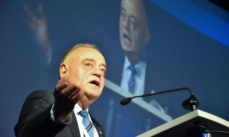 Как се създават фалшиви новини за политическа употреба?! - Tribune.bg