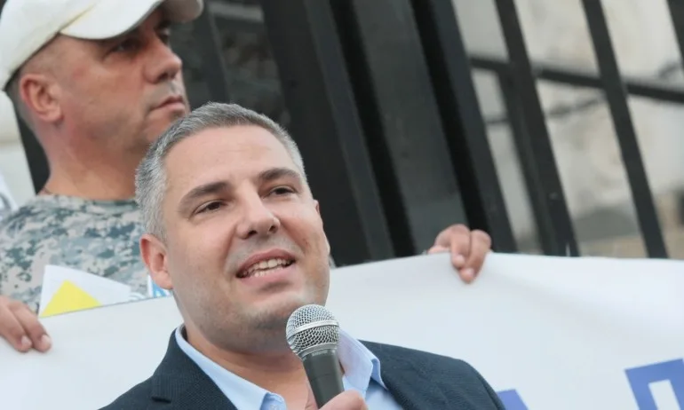 Лалов споделя за комунистическия си дядо: Всеки отговаря за собствените си дела - Tribune.bg