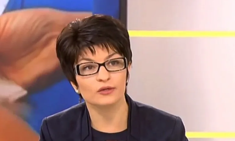 Атанасова: ГЕРБ е първа политическа сила и няма нужда от кризисен пиар - Tribune.bg