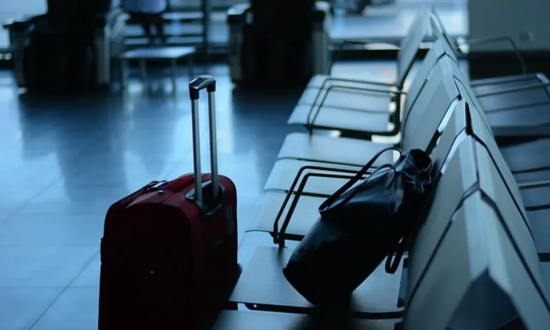 Български туристи са били задържани 5 дни на летището в Мексико без обяснение - Tribune.bg