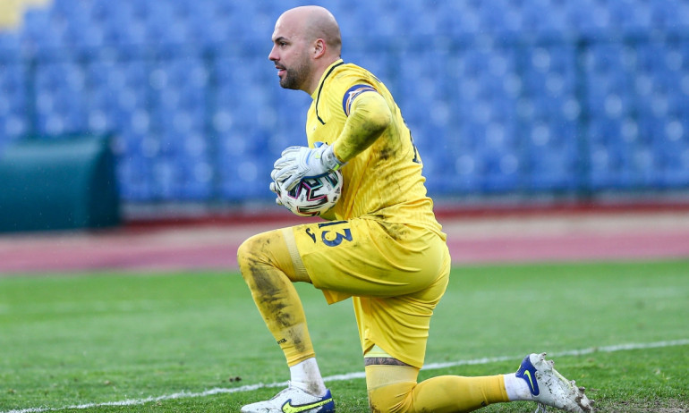 Еквадорски отбор смята Николай Михайлов за свой играч - Tribune.bg