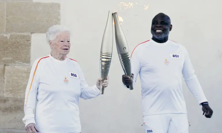 Арестуваха мъж във Франция заради планирана атака срещу олимпийския огън - Tribune.bg