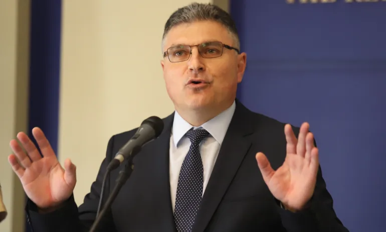 Георги Панайотов: Започва нещо ново, което е свързано с надежди и очаквания за по-добро - Tribune.bg