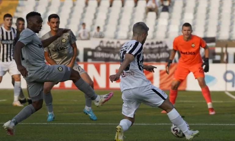 Славия нанесе ново поражение на Локомотив Пд - Tribune.bg