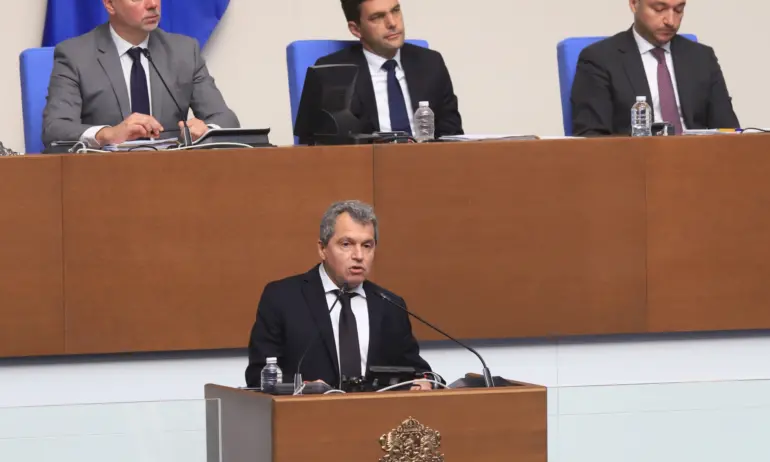 ИТН: Днес е позорен ден. ПП-ДБ са безгранично алчни, нагли и най-вече некадърни - Tribune.bg