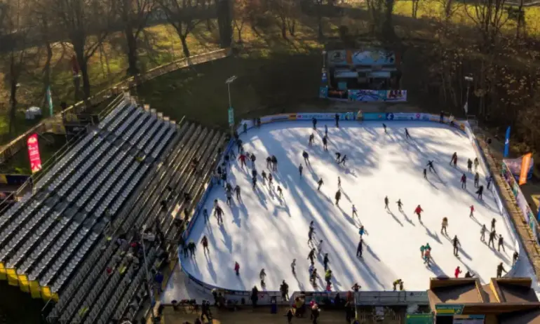 Спортното министерство не дава Септември и Юнак на Столична община - Tribune.bg