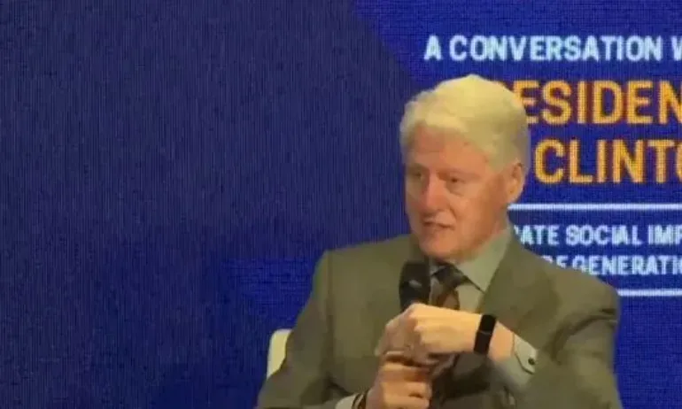 Бил Клинтън пристигна у нас: Младите хора да не страхуват да се занимават с политика - Tribune.bg