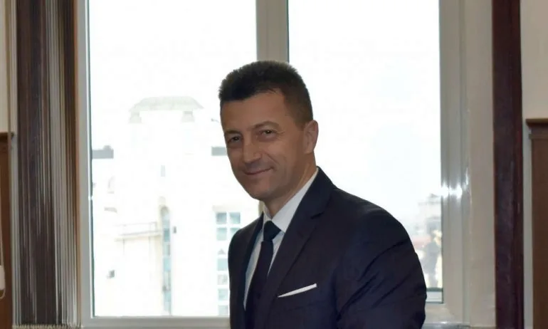 Петър Андронов: Тази година са разсрочени 103 000 кредита - Tribune.bg