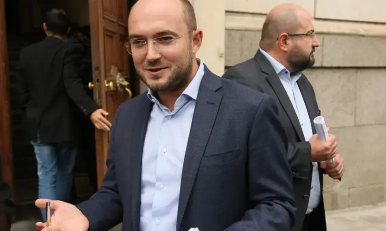 Георгиев: 22 нови паркинга в междублоковите пространства на Люлин - Tribune.bg