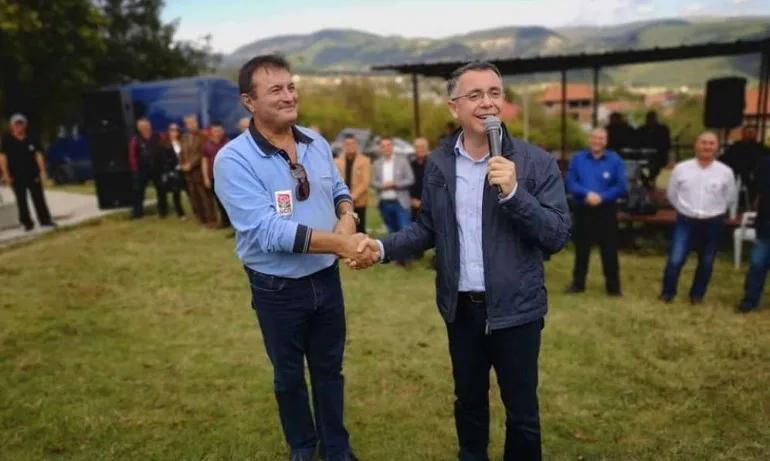 Кандидатът на БСП за кмет на Кърджали подкрепя Хасан Азис от ДПС? - Tribune.bg