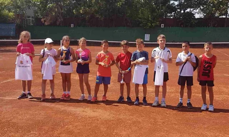 Красимир Бодурски и Евгения Стоянова спечелиха регионално до 10 г. в Пловдив - Tribune.bg