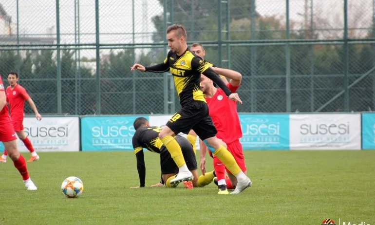 Ботев с убедителен успех над Кизил-Жар - Tribune.bg