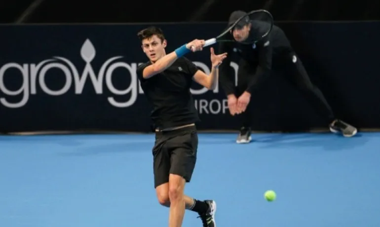 Трета победа за Александър Лазаров в Белград - Tribune.bg