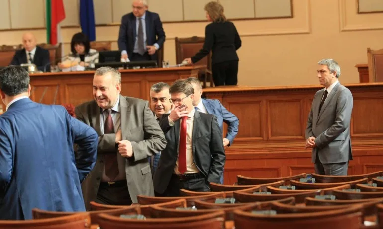 Окончателно – депутатите върнаха стария праг на преференциите - Tribune.bg