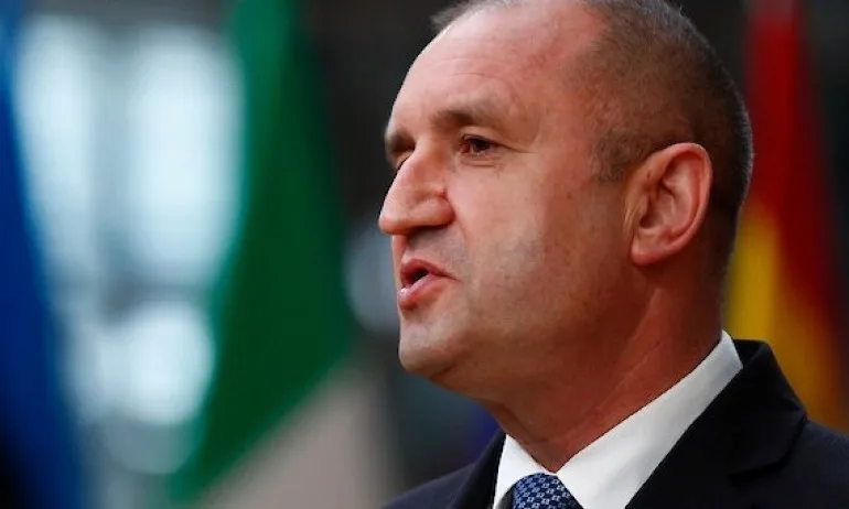 Колтуклиева: Имунизиран ли е Радев срещу Ковид-19 тайно и с неразрешена за ЕС ваксина? - Tribune.bg