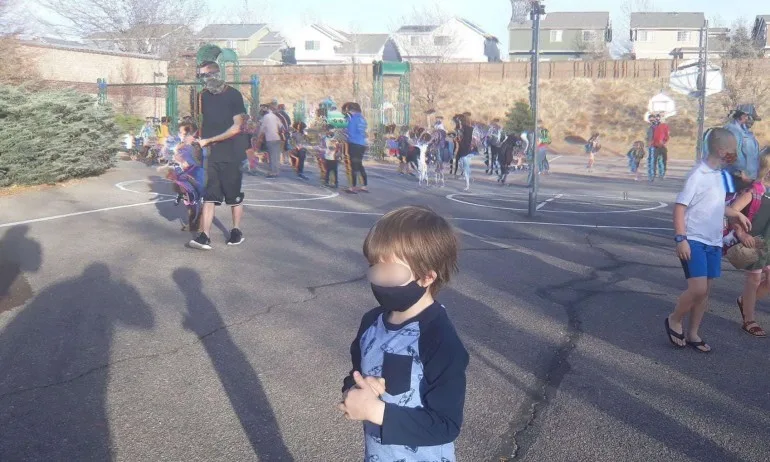 Баща: Безсмъртни страхливци… 5-годишният ми син с неврологичен проблем разбра, че трябва да носи маска - Tribune.bg