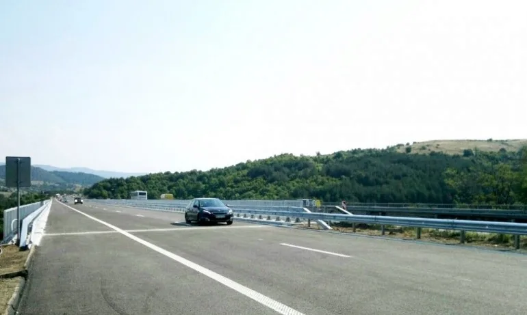 Ремонтират три виадукта на АМ Тракия - Tribune.bg