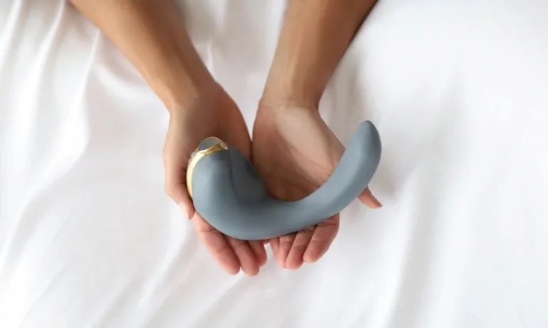 Как един вибратор се забърка в скандал - Tribune.bg