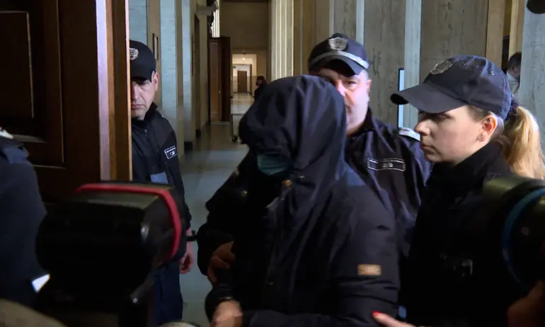 Пуснаха под домашен арест Габриела Славова, обвинена в убийството на Пейо Пеев - Tribune.bg