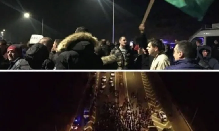 Технология на манипулацията – или как се правят спонтанни и масови протести - Tribune.bg