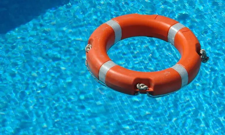 14-годишно дете се е удавило в сглобяем басейн в Шумен - Tribune.bg