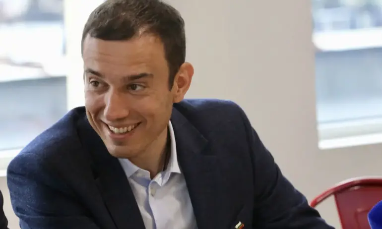 Колко офицери от ДС има в семейството на Васил Терзиев (ГРАФИКА) - Tribune.bg