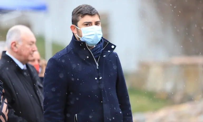 Карлос Контрера: ДБ още не са съвсем наясно какви са, от кой точно пол са… - Tribune.bg