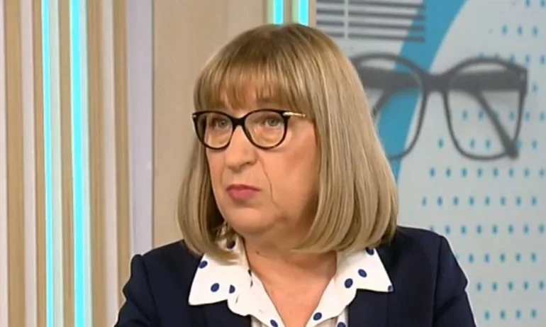 Цачева за скандала на Йончева: Вади се стара флашка, вече сме в предизборна кампания - Tribune.bg