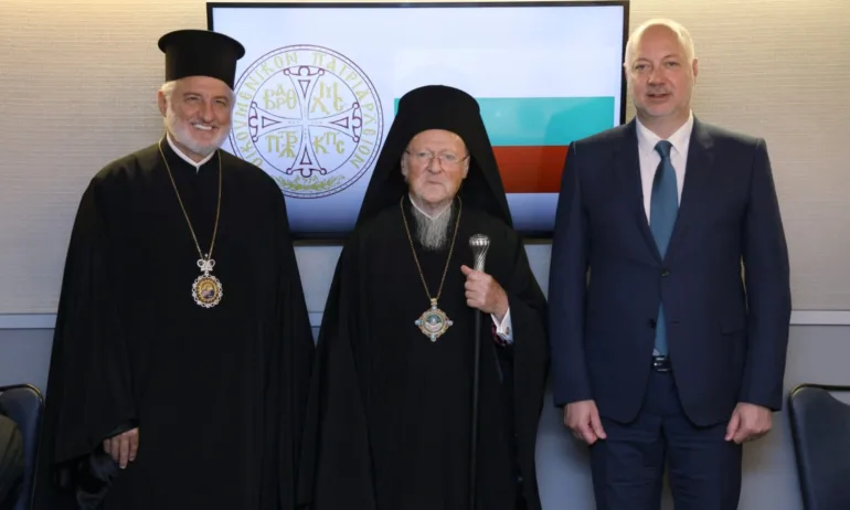 Желязков: Мирът и солидарността в световен план трябва да бъдат насърчавани непрекъснато - Tribune.bg