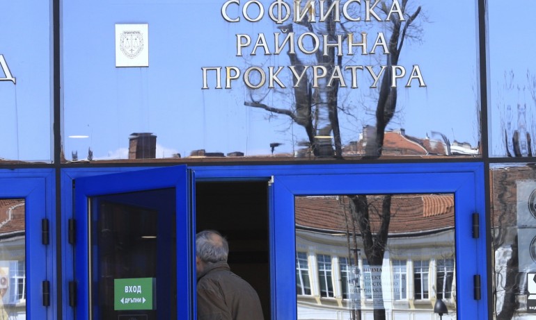 Младеж ударил с камък в главата и ръката 13-годишно момче в София, искал да го убие - Tribune.bg