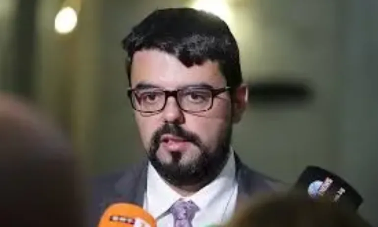 Мартин Владимиров: Вървим към 2 евро за литър дизел - Tribune.bg