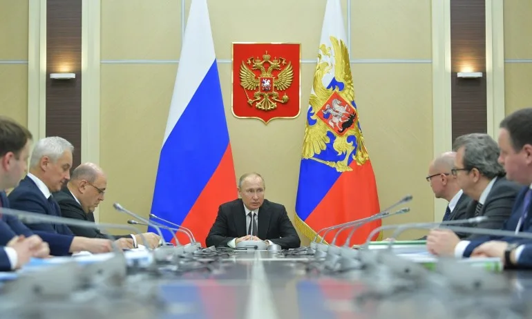 Заради COVID-19: Путин пусна цяла Русия в отпуска следващата седмица - Tribune.bg