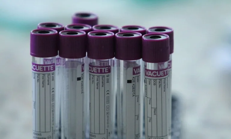 Положителните проби за денонощието почти 5000 – 18,6% от всички тествани - Tribune.bg