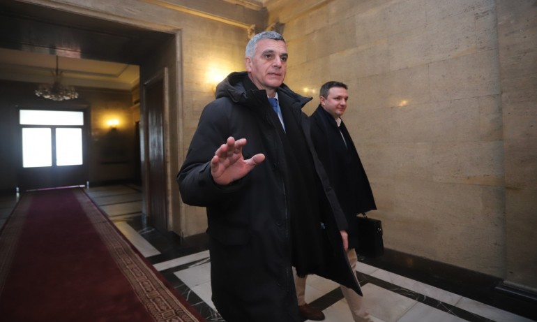 Стефан Янев категоричен: В НАТО сме, за да харчим по-малко за собствената си отбрана - Tribune.bg