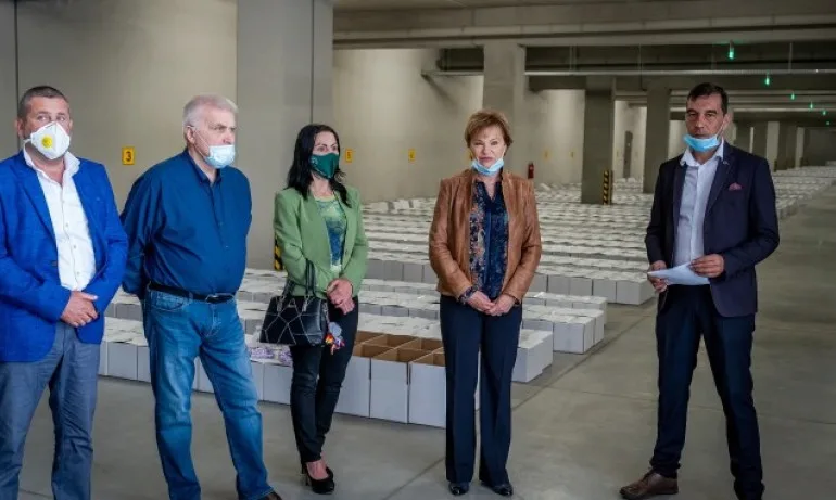 Биовет и Лудогорец дариха храна на 4000 семейства - Tribune.bg