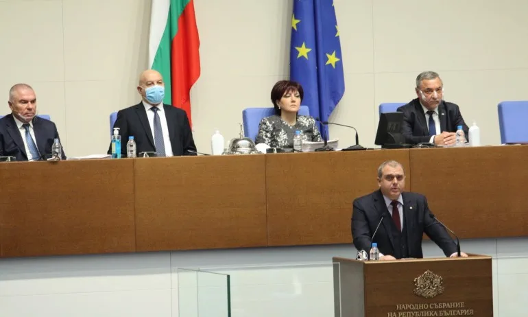 Веселинов: Разрушителната е максимата на някои политици, че колкото по-зле, толкова по-добре - Tribune.bg