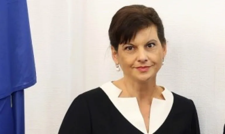 Дариткова: Правата на осигурените са гарантирани при карантина, болнични могат да се издават - Tribune.bg