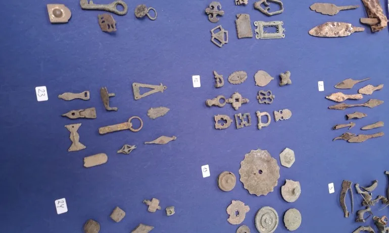 Боил Банов връща от Германия български археологически находки - Tribune.bg