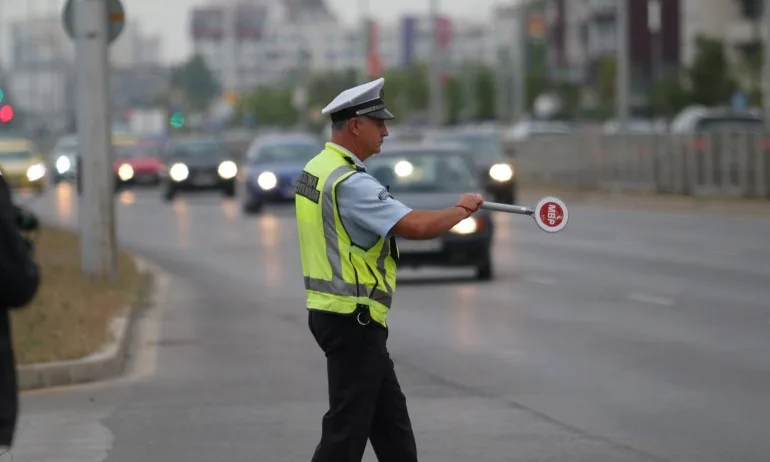 Очаква се интензивен трафик заради почивните дни - Tribune.bg