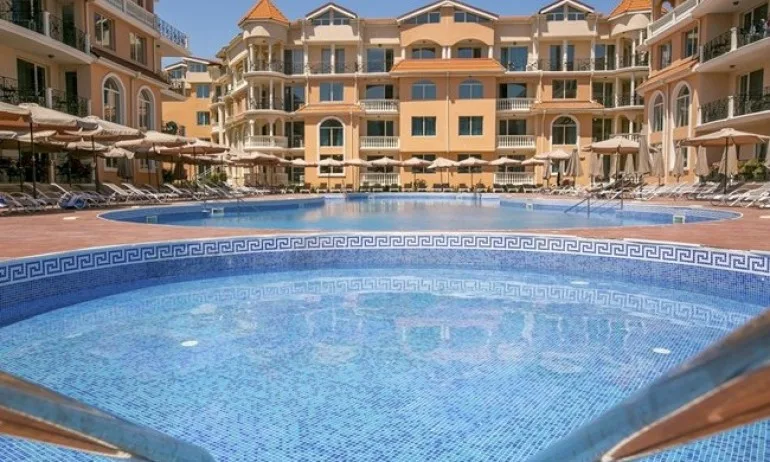 Ново разследване за пране на пари срещу Арабаджиеви, спряно е прехвърлянето на хотел - Tribune.bg