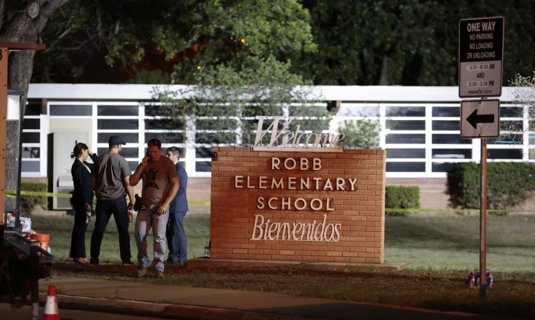 Стрелба в начално училище в Тексас - 19 деца и 2-ма възрастни са жертвите на атаката - Tribune.bg