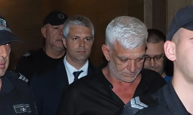Адвокатът на Коцев: Неприятно е, че съдът се позовава на факти, които прокуратурата не е посочила - Tribune.bg