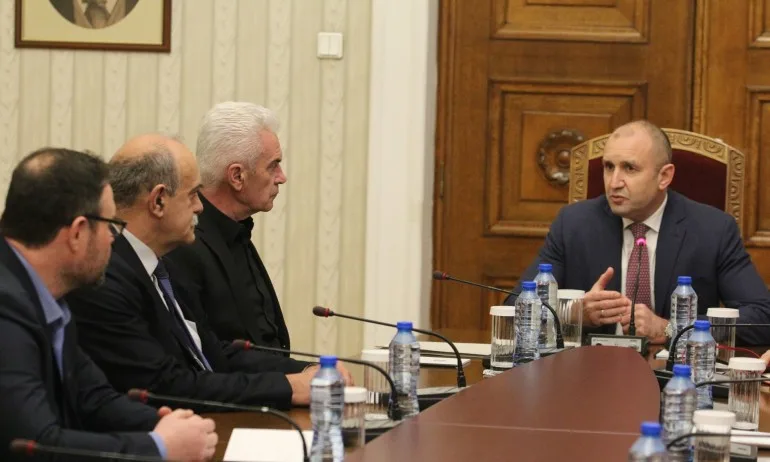 Сидеров към президента: В списъците на ЦИК има почти 600 хил. мъртви души - Tribune.bg