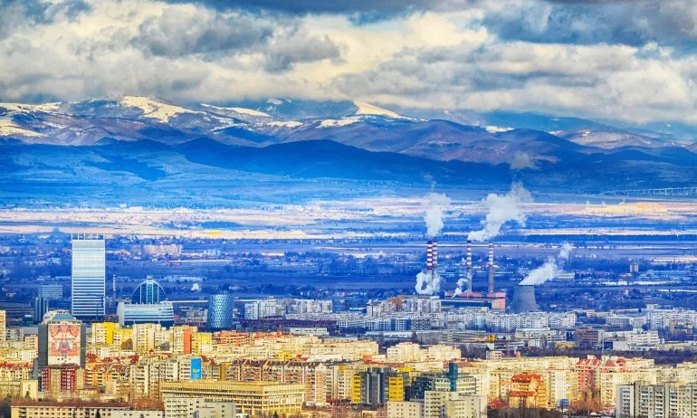 Само в София работят над 700 хил. души - Tribune.bg