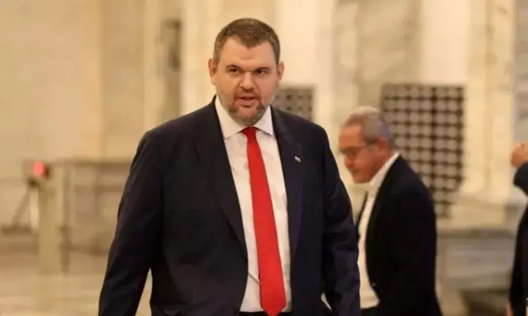 Пеевски продължи задочния диалог с Денков: Да ме номинират за премиер - мога да се справя - Tribune.bg