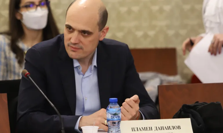 Пламен Данаилов за програмата на ПП: Няма конкретика, прах в очите на хората - Tribune.bg